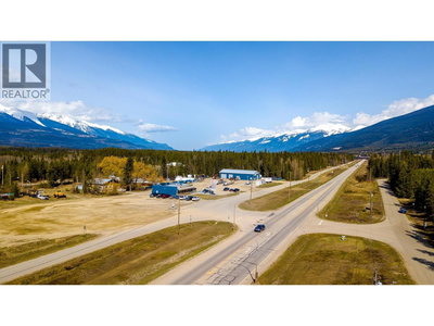 Image #1 of Commercial for Sale at Mclennan, Valemount, British Columbia
