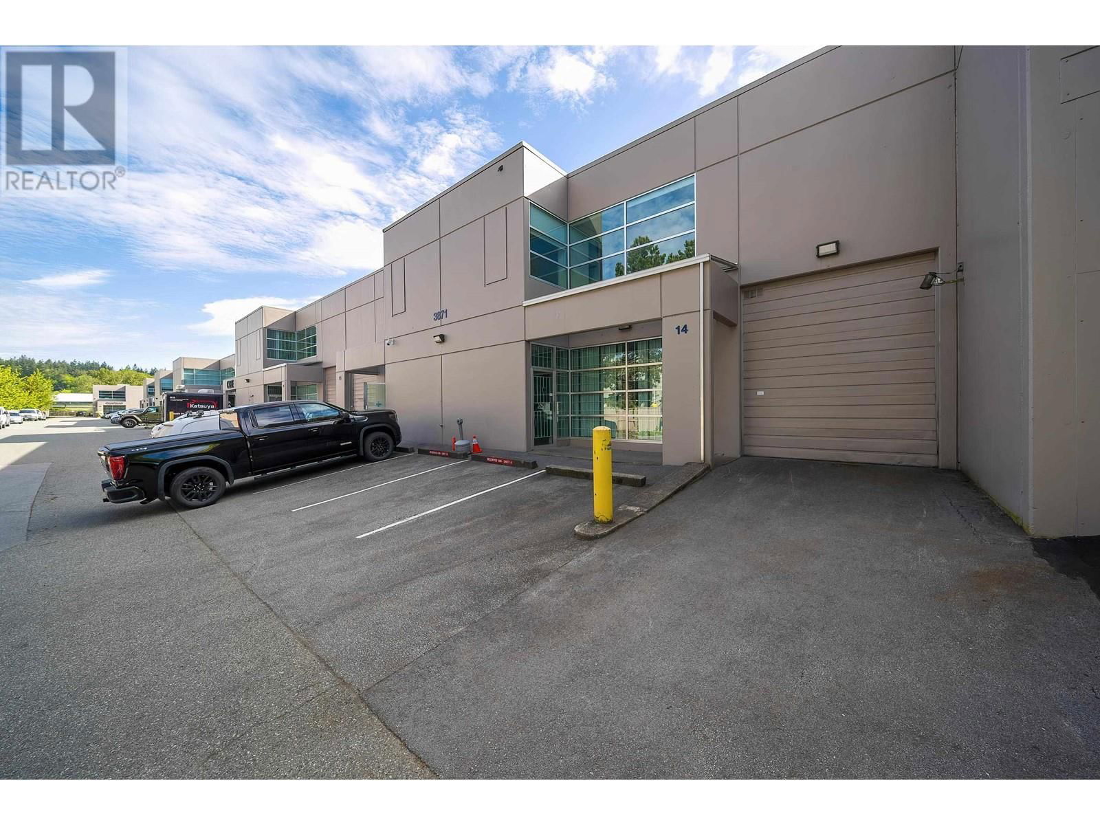 14 - 3871 NORTH FRASER WAY Image 2