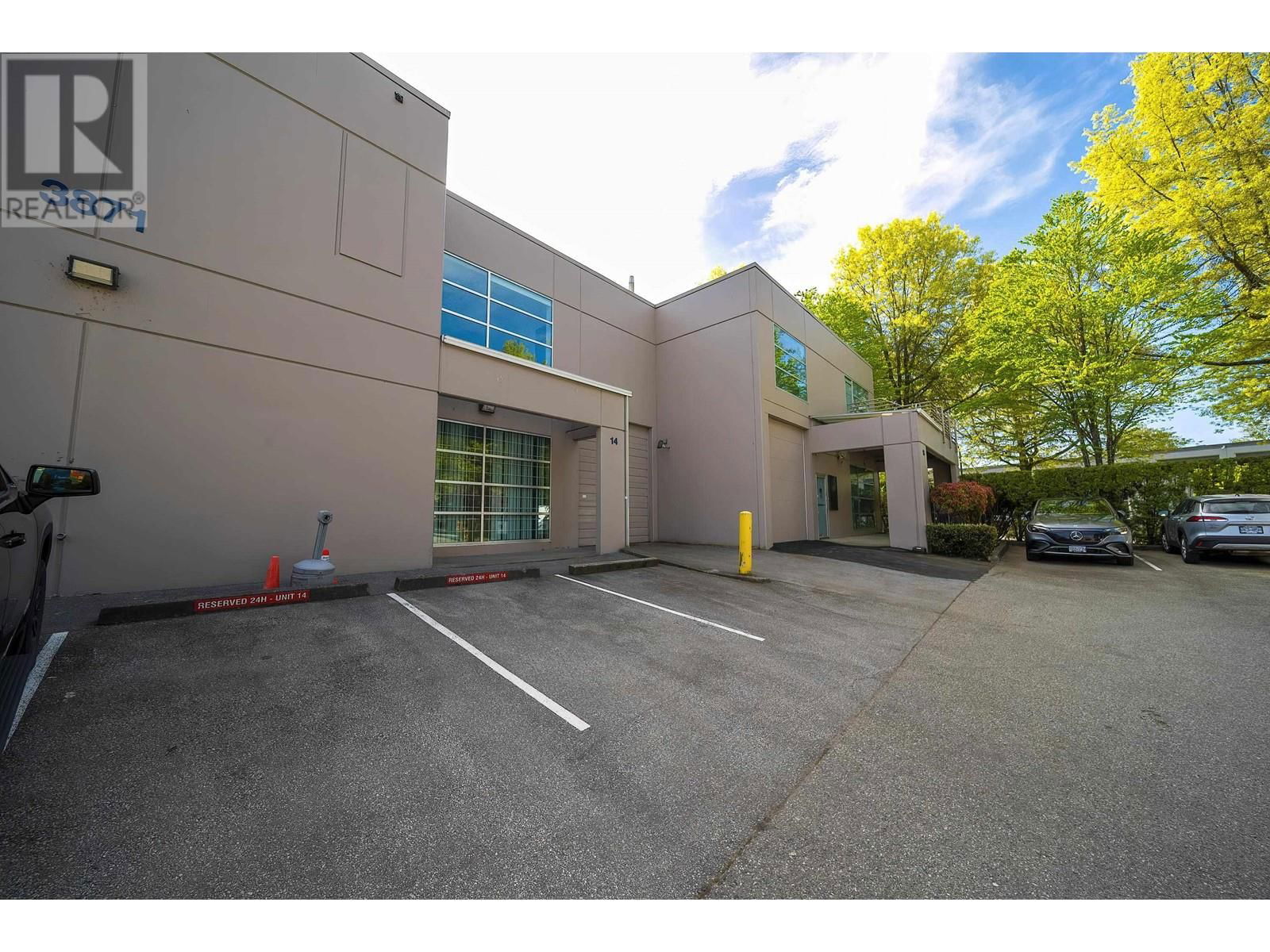 14 - 3871 NORTH FRASER WAY Image 3