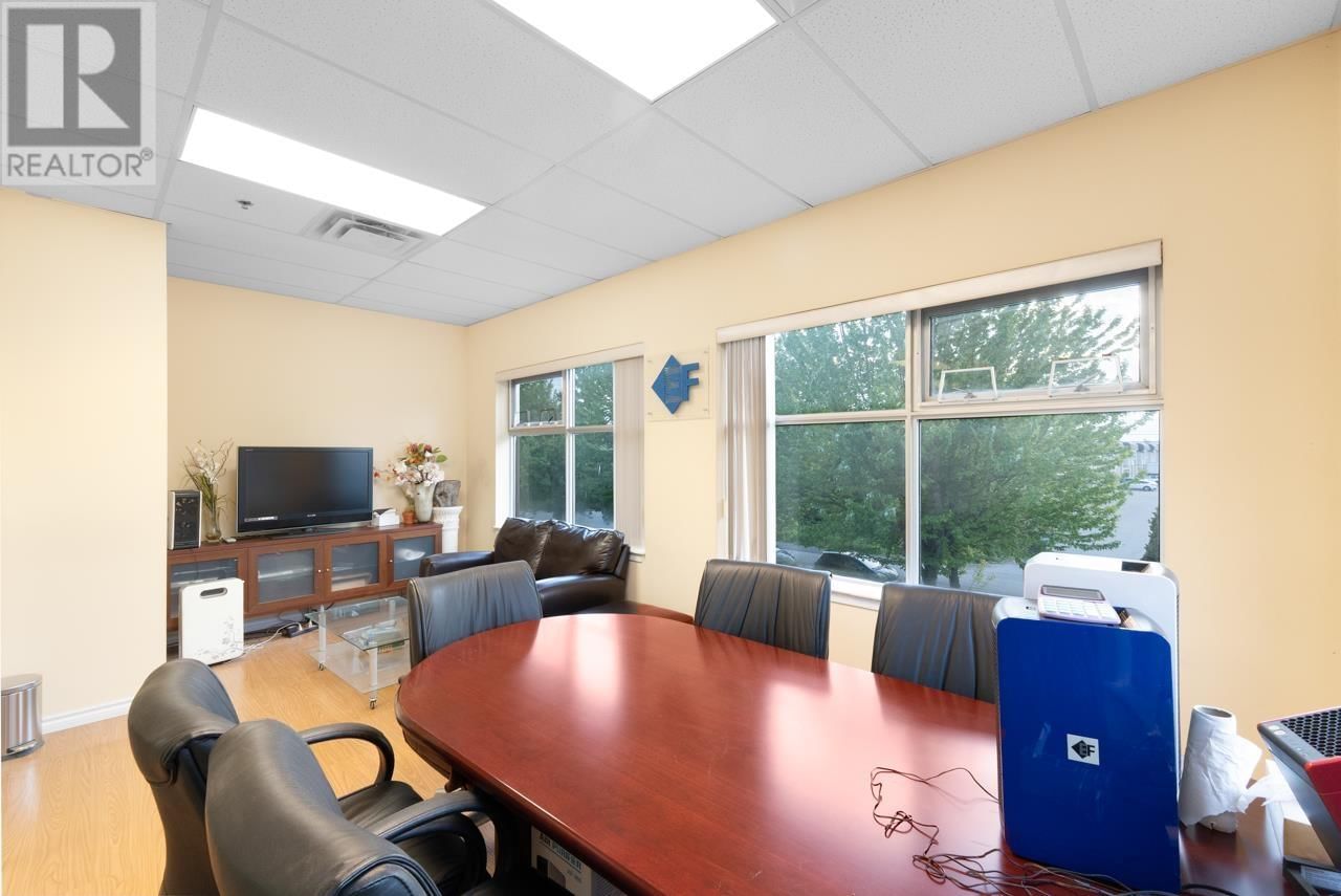 105 - 15100 KNOX WAY Image 13