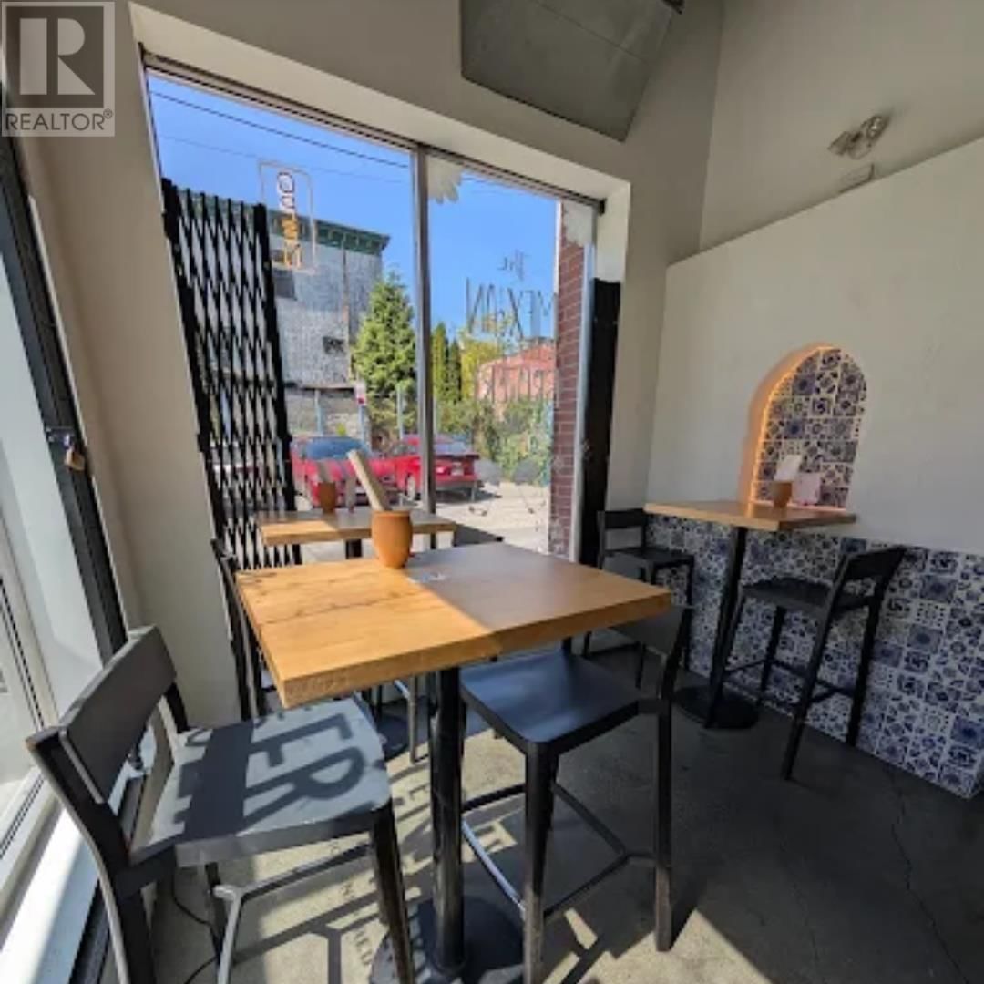 219 UNION STREET Image 4
