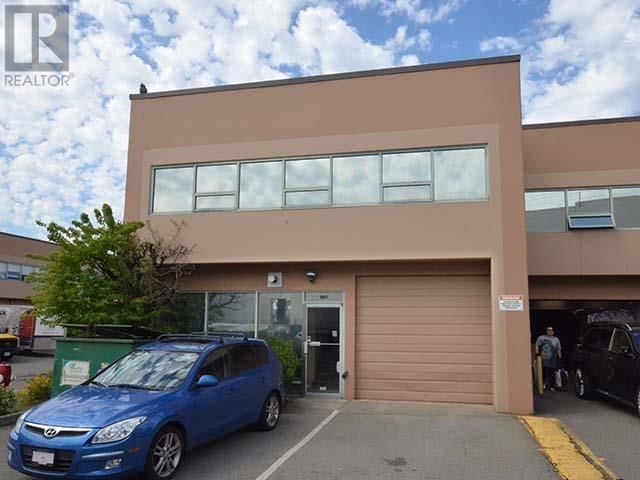 180 - 6751 GRAYBAR ROAD Image 3