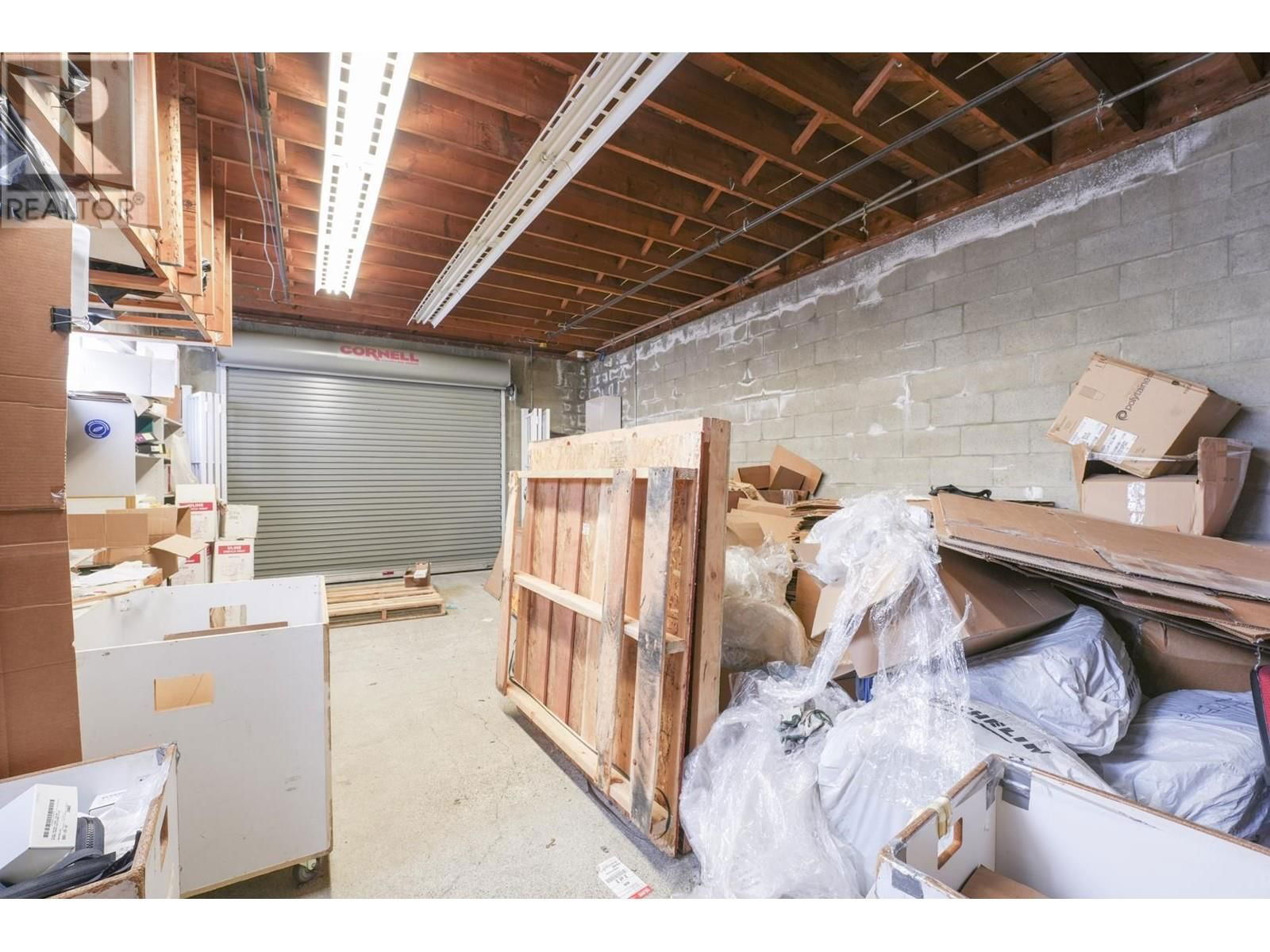 1223 FRANCES STREET Image 10