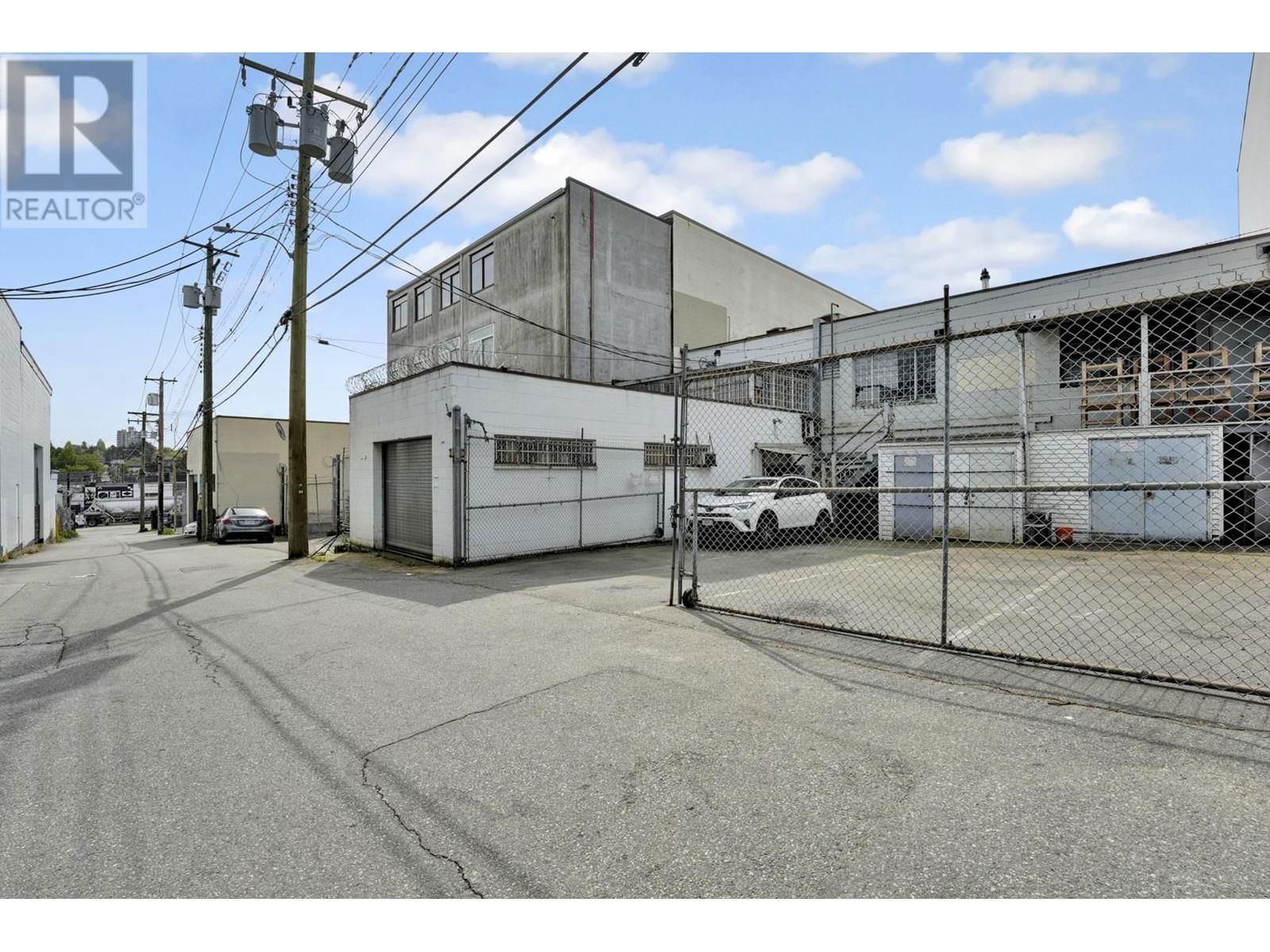 1223 FRANCES STREET Image 11