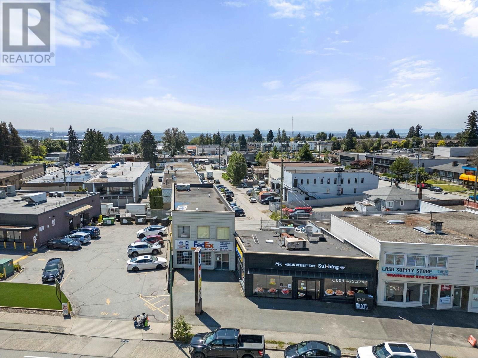 6360 KINGSWAY Image 34