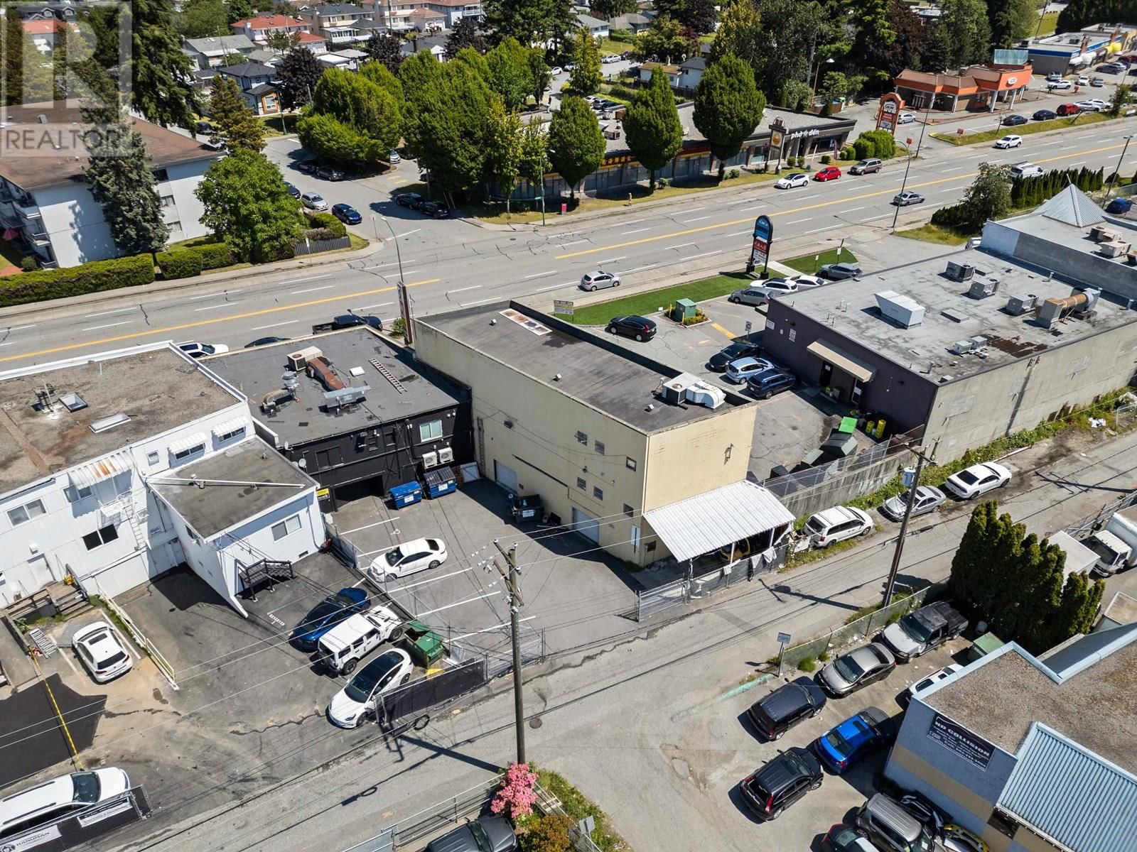 6360 KINGSWAY Image 35
