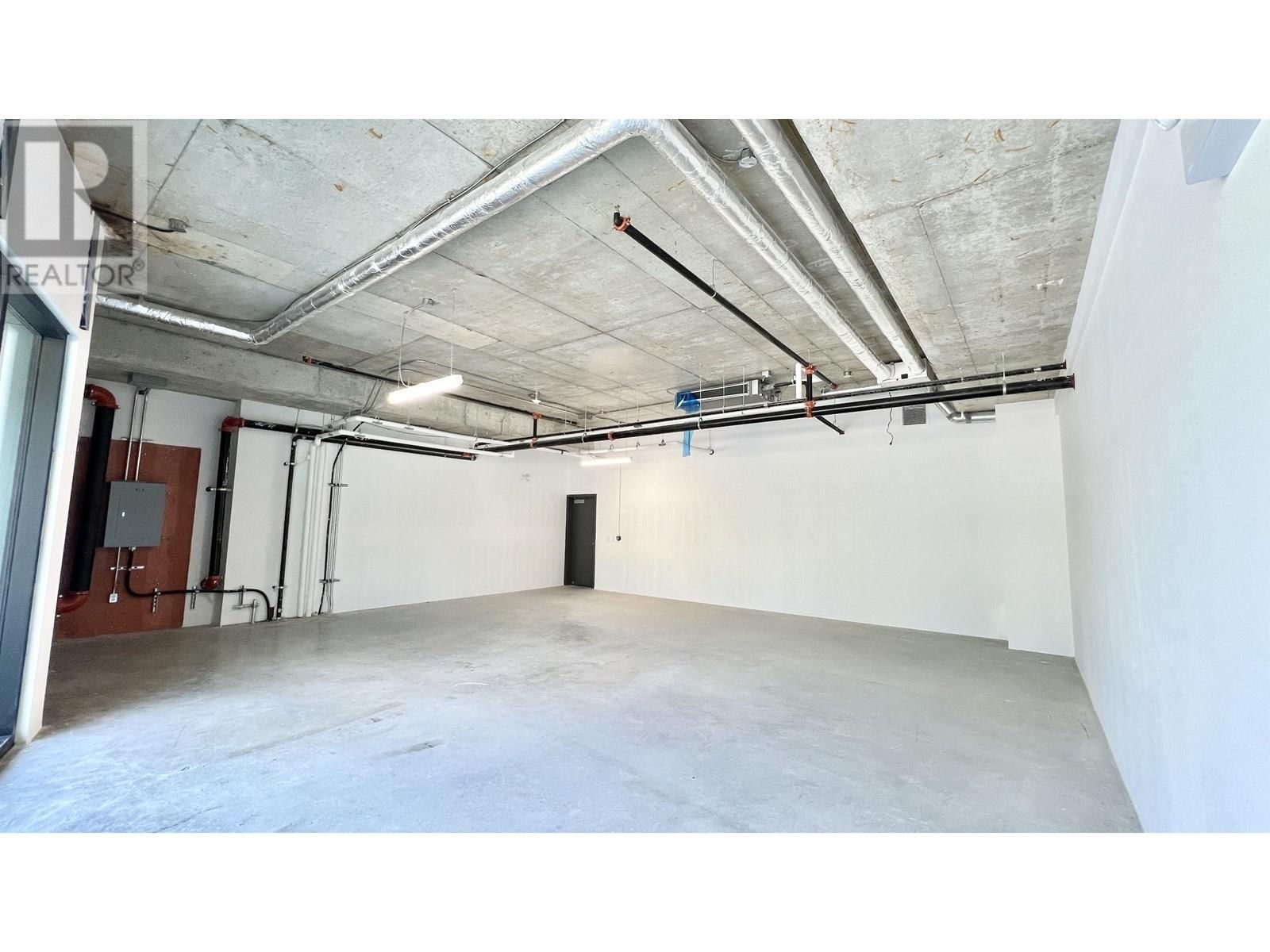8210 ROSS Street photo 4