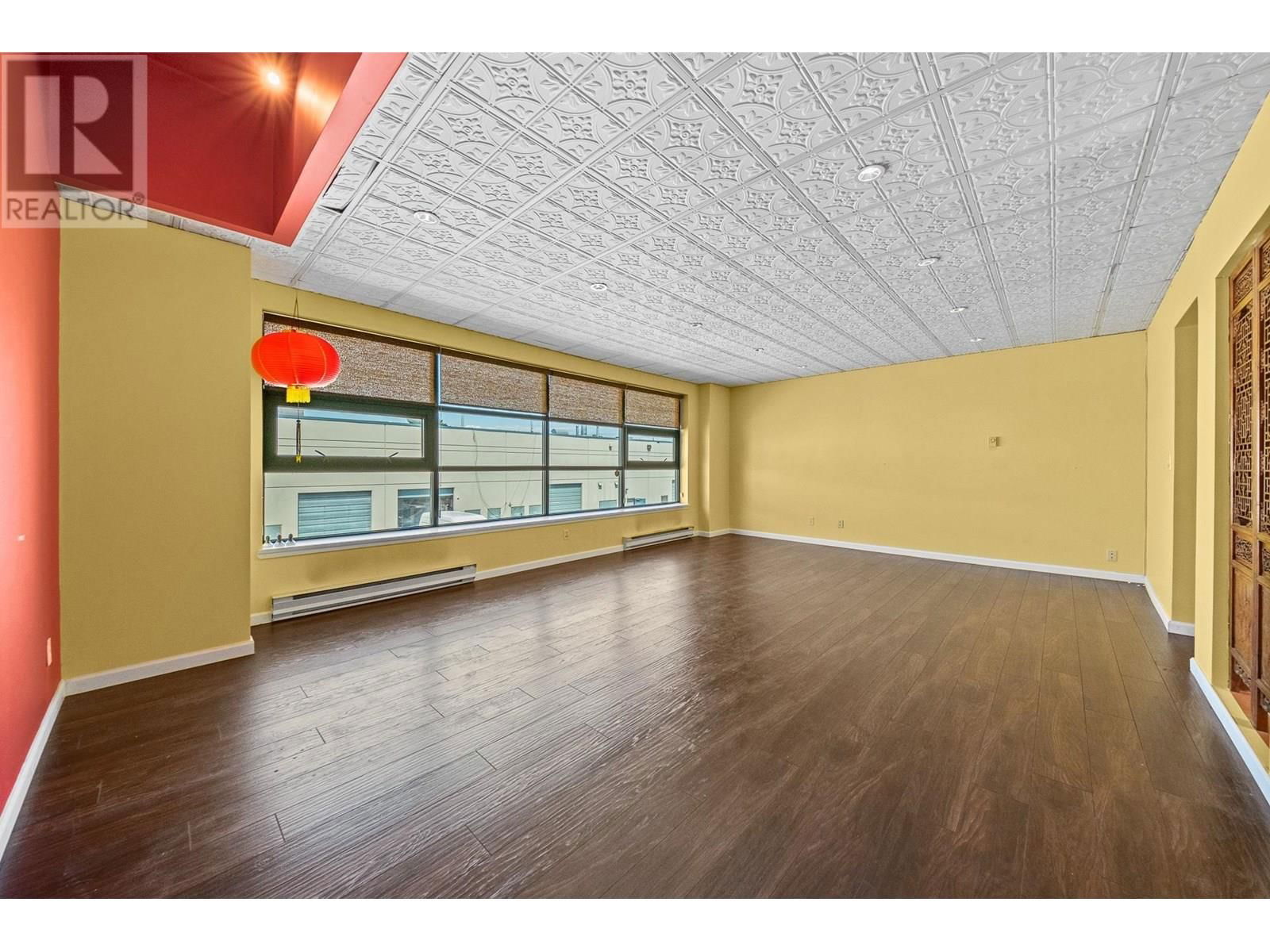 2230 - 4871 SHELL ROAD Image 13
