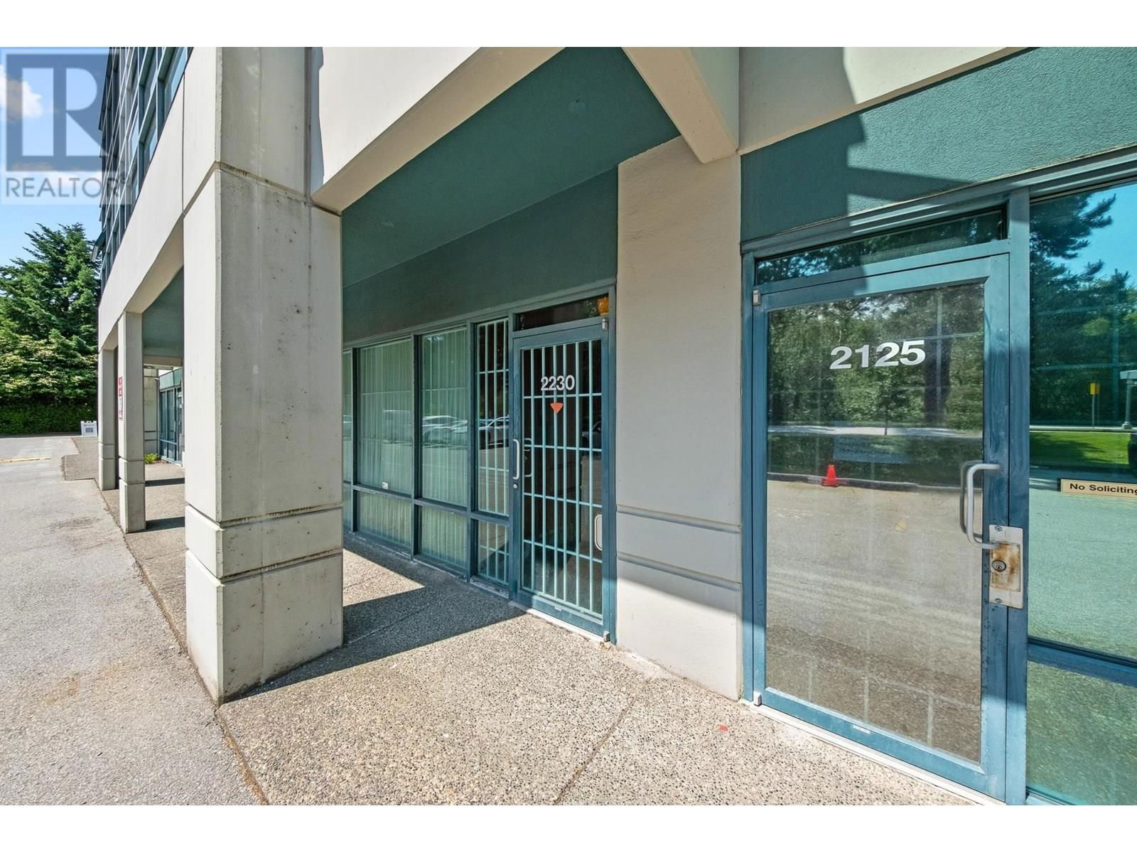 2230 - 4871 SHELL ROAD Image 2