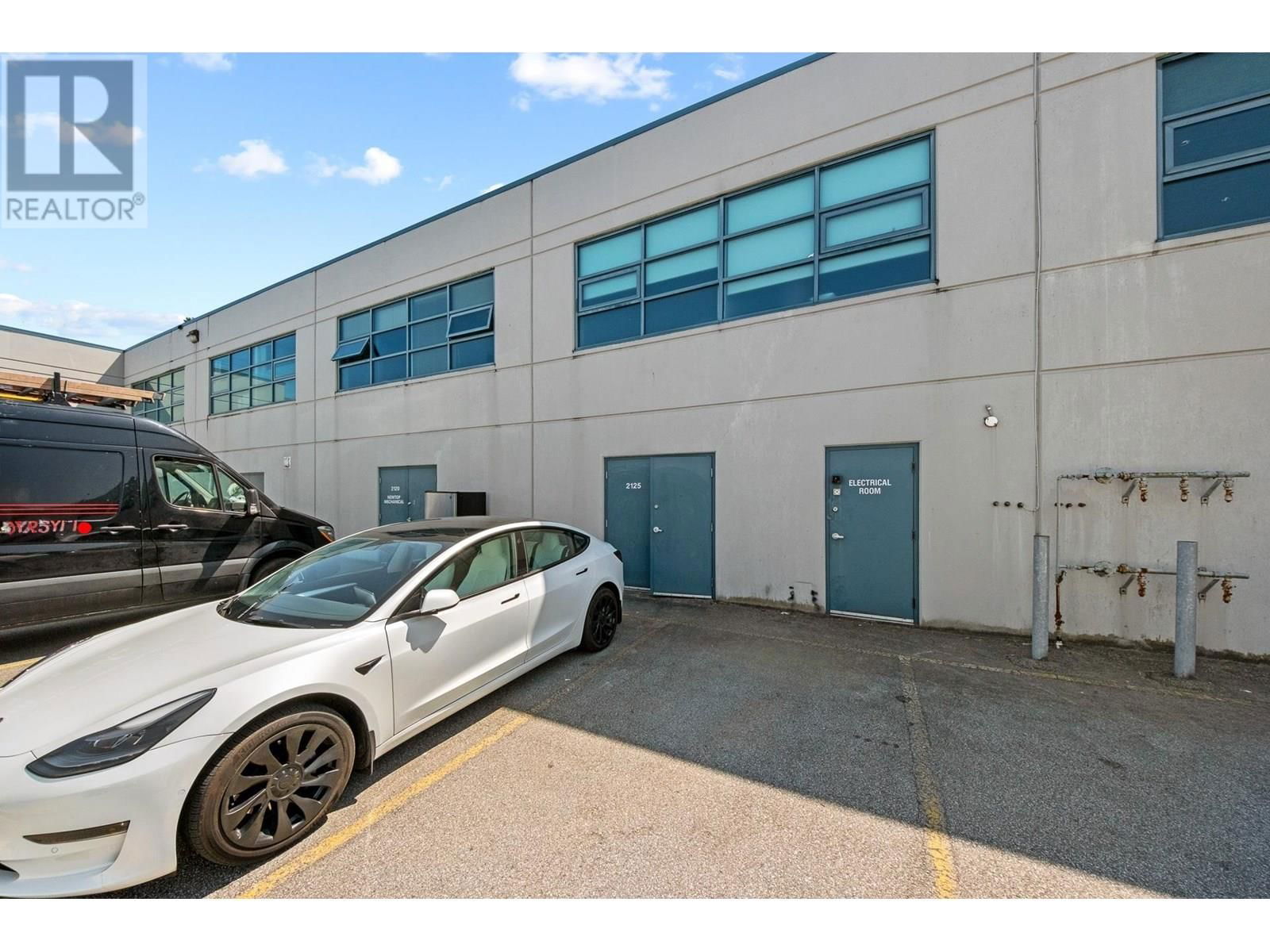2230 - 4871 SHELL ROAD Image 22