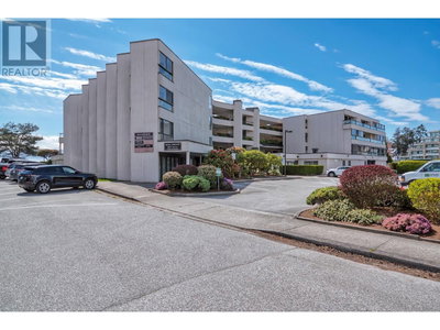 Image #1 of Commercial for Sale at Wharf, Sechelt, British Columbia