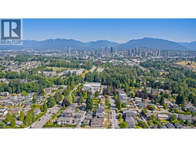 4965 PIONEER Avenue | Burnaby British Columbia | Slide Image Five