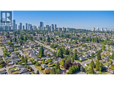 4965 PIONEER Avenue | Burnaby British Columbia | Slide Image Eight