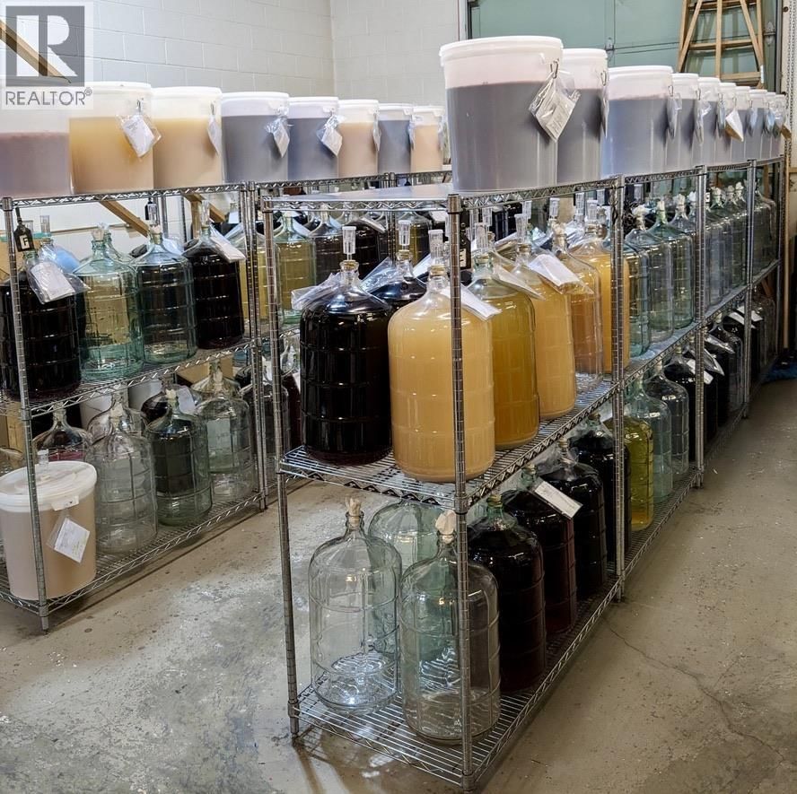 955E MACKENZIE AVENUE Image 13