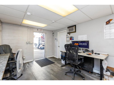 Image #1 of Commercial for Sale at Townline, Abbotsford, British Columbia