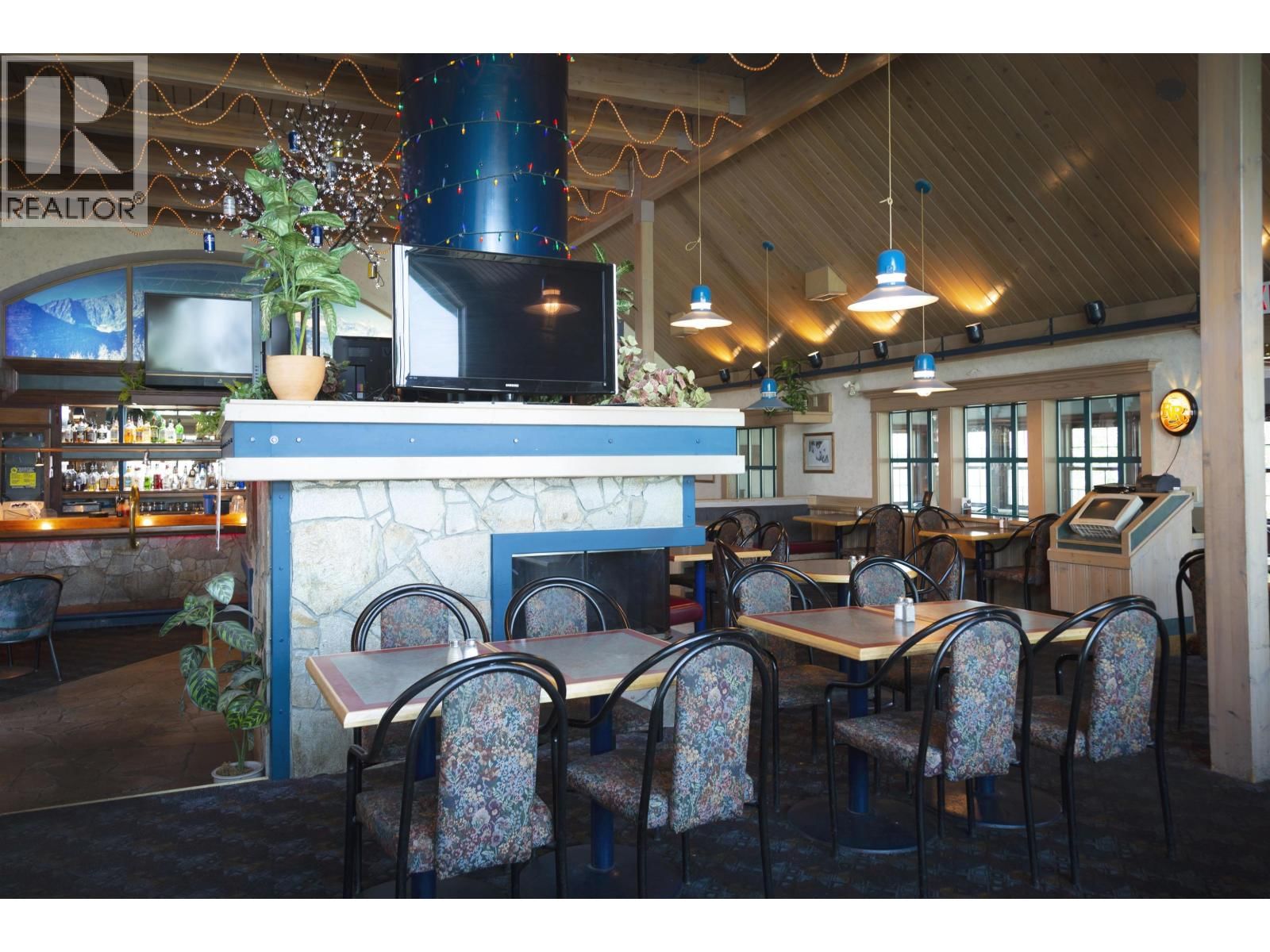 1485 5TH AVENUE Image 11