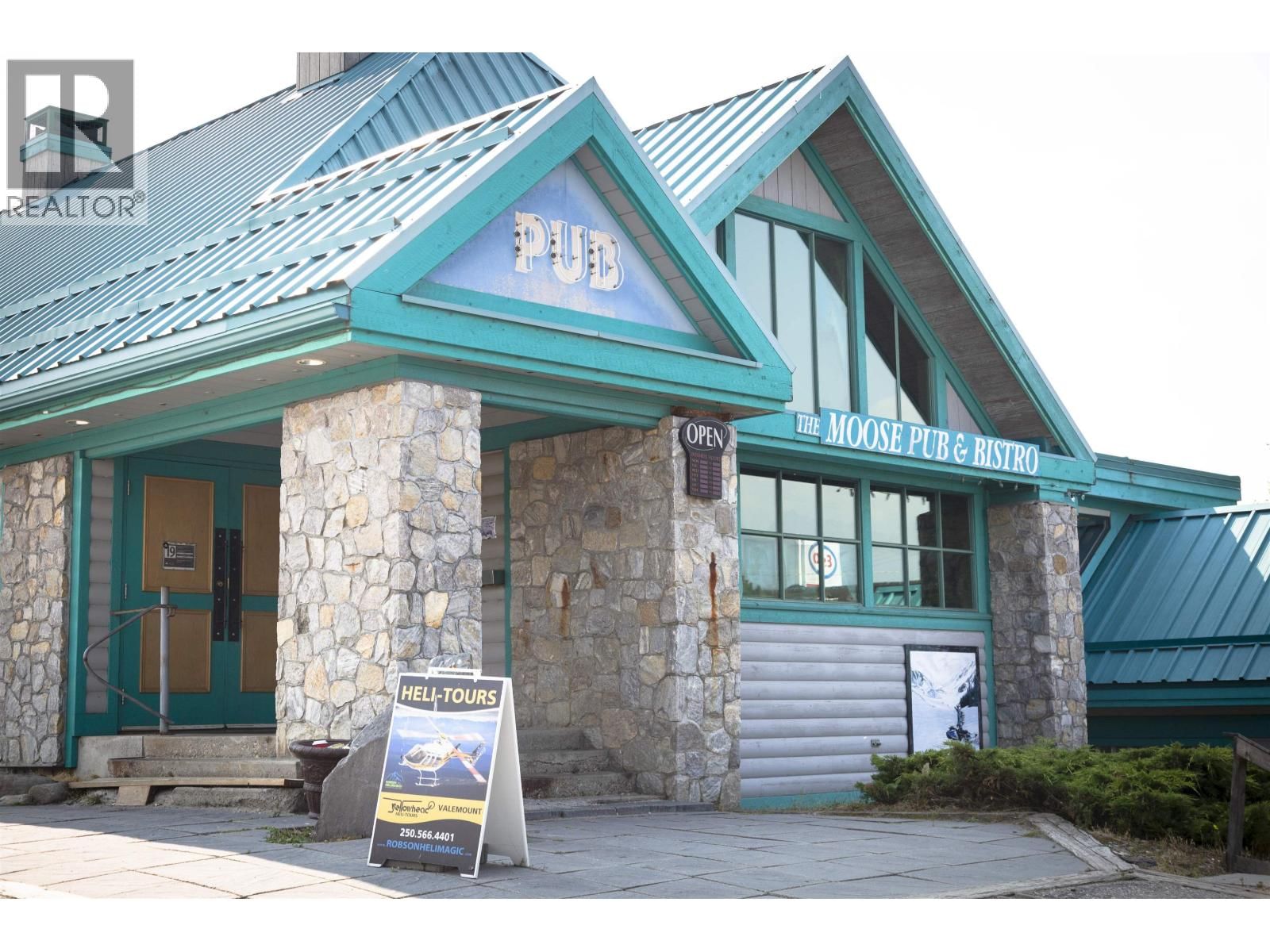 1485 5TH AVENUE Image 2