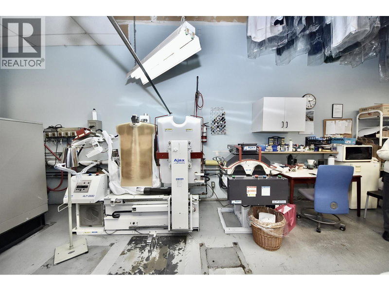 Image #1 of Business for Sale at Ladnet Trunk, Delta, British Columbia