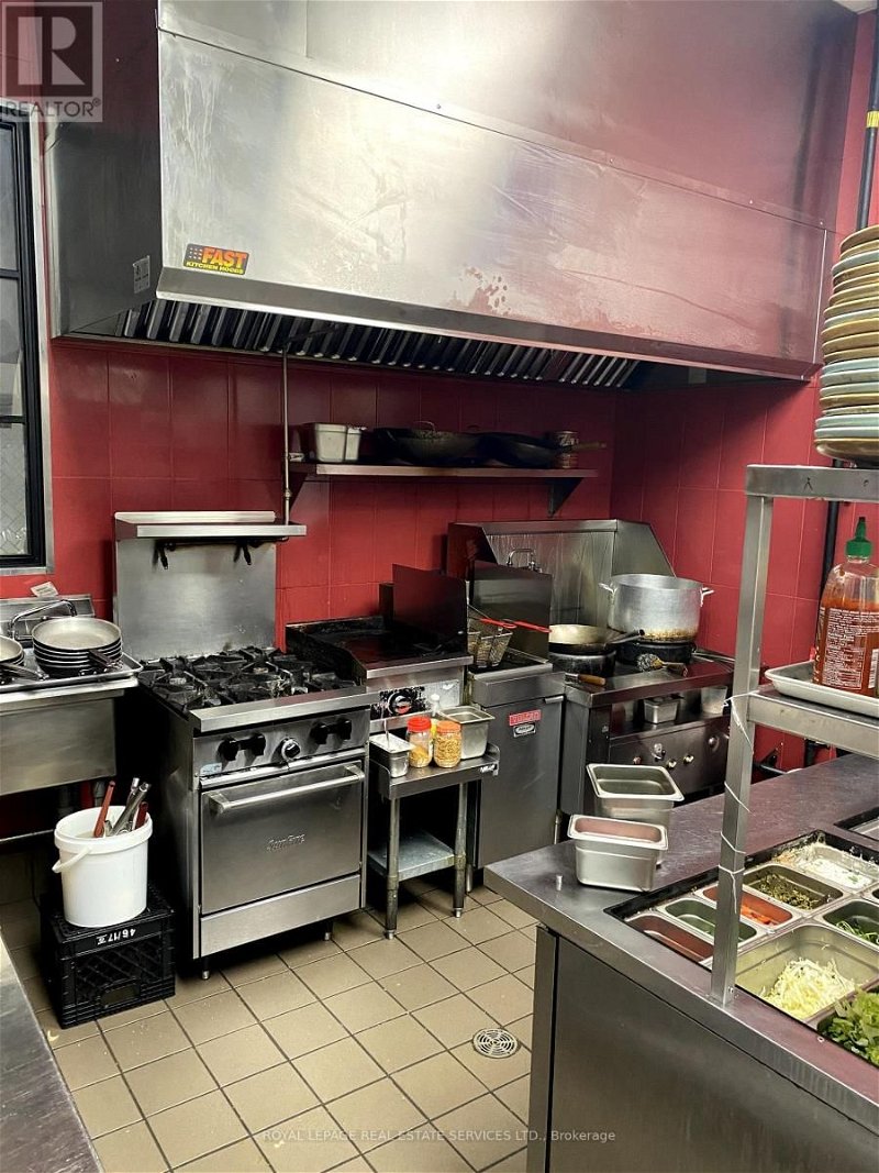 Image #1 of Restaurant for Sale at #157 -2901 Bayview Ave, Toronto, Ontario