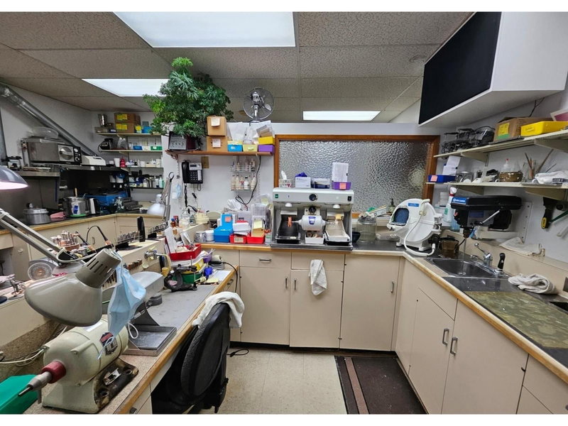 Image #1 of Business for Sale at Roper, White Rock, British Columbia