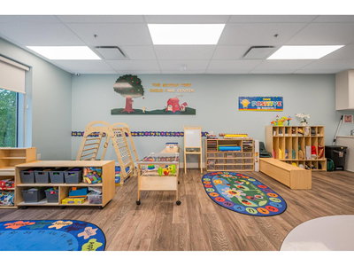 Image #1 of Commercial for Sale at 31, Surrey, British Columbia