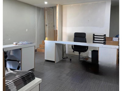 Image #1 of Commercial for Sale at 77, Surrey, British Columbia