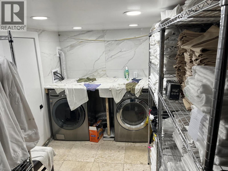 Image #1 of Restaurant for Sale at 10th, Vancouver, British Columbia