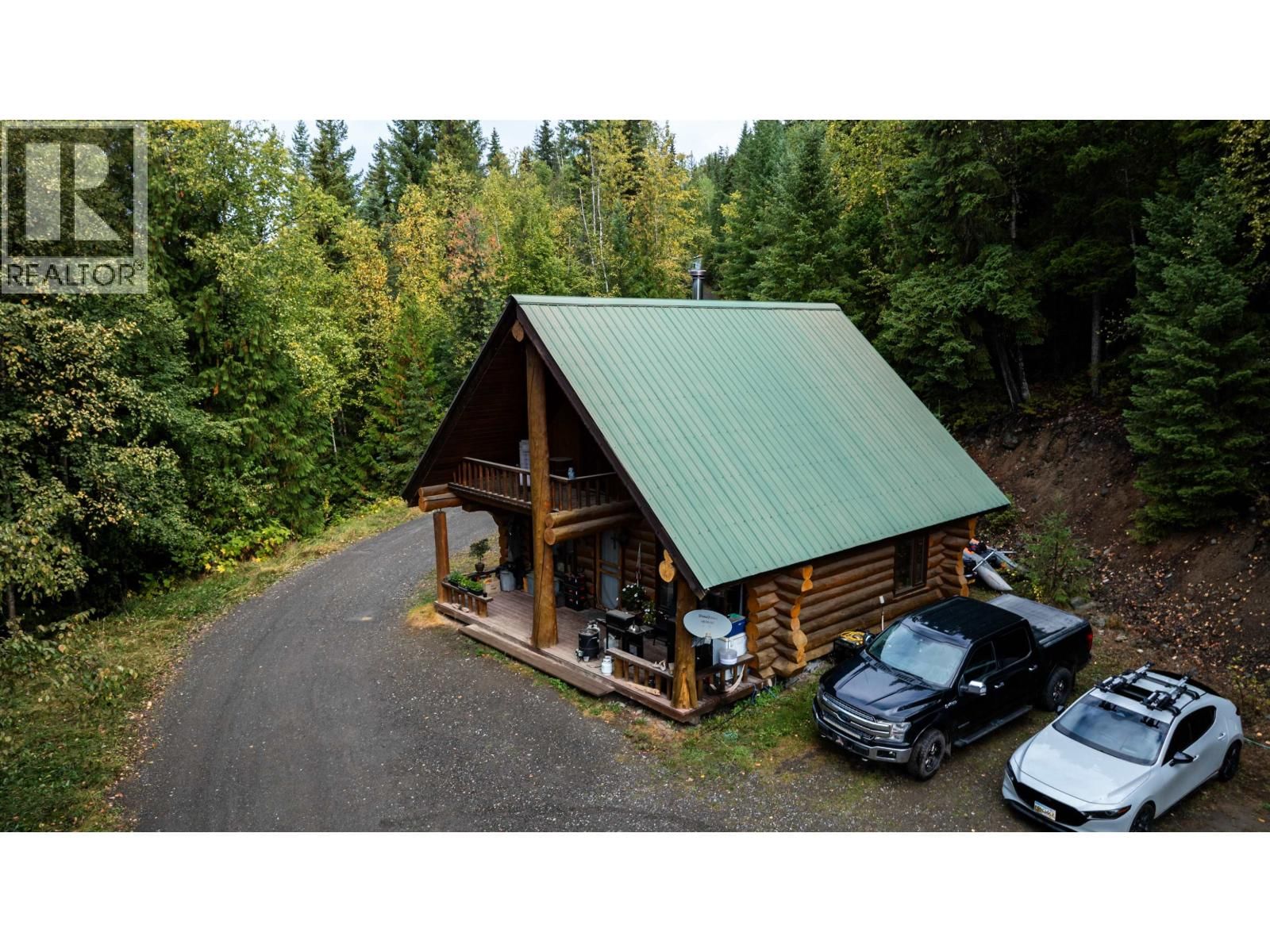 5921 CEDAR CREEK ROAD Image 27