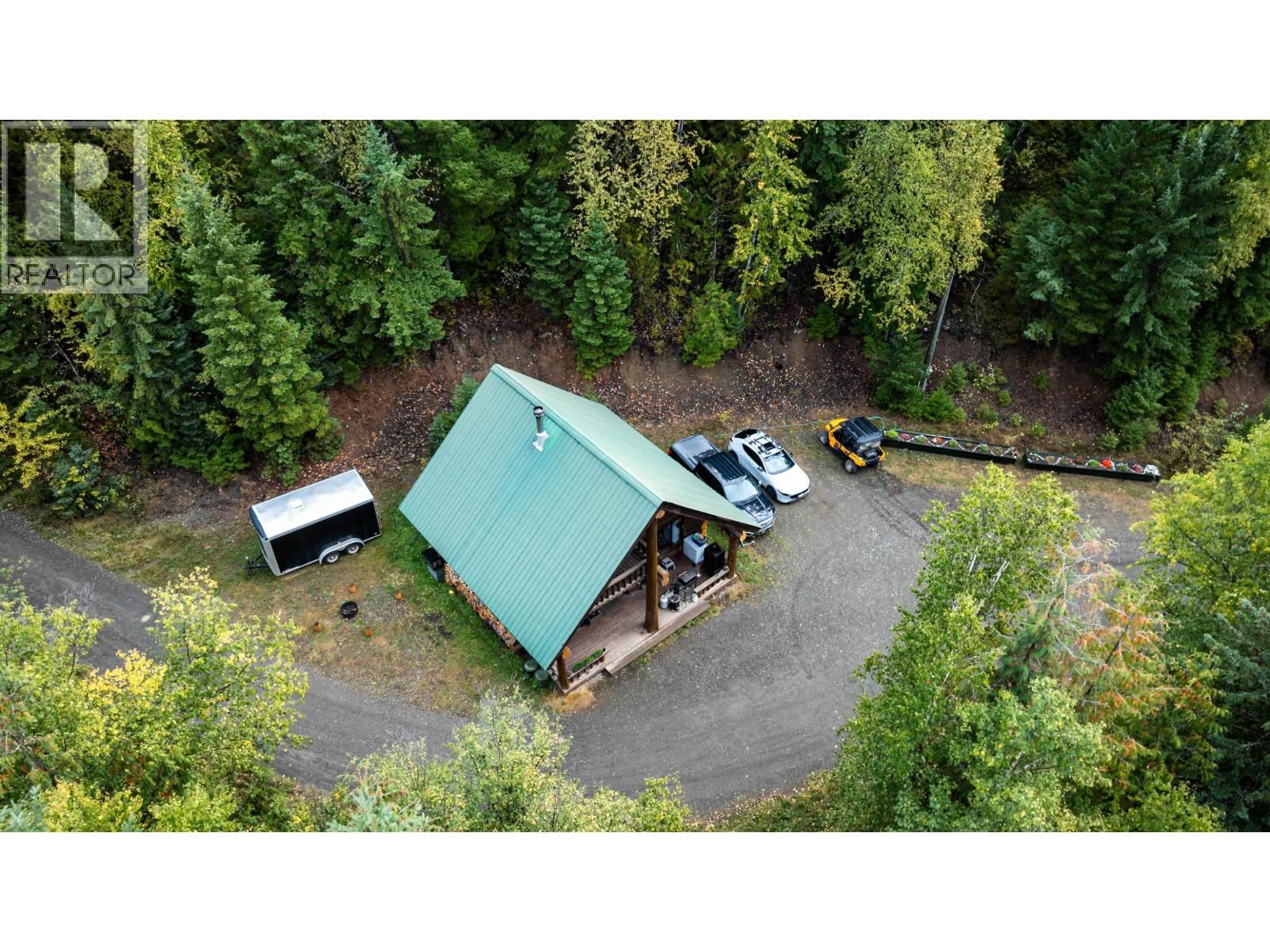 5921 CEDAR CREEK ROAD Image 28