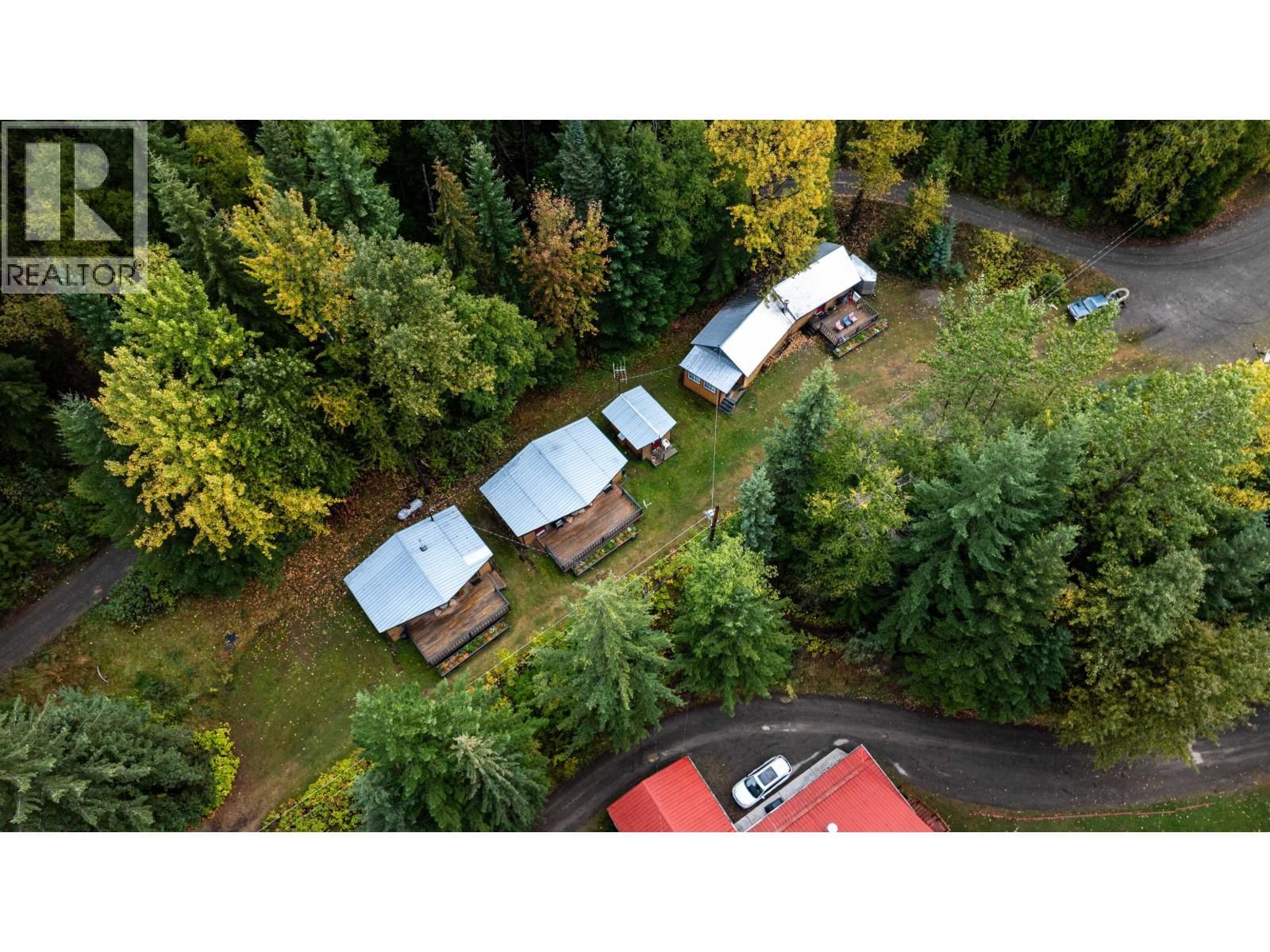 5921 CEDAR CREEK ROAD Image 38