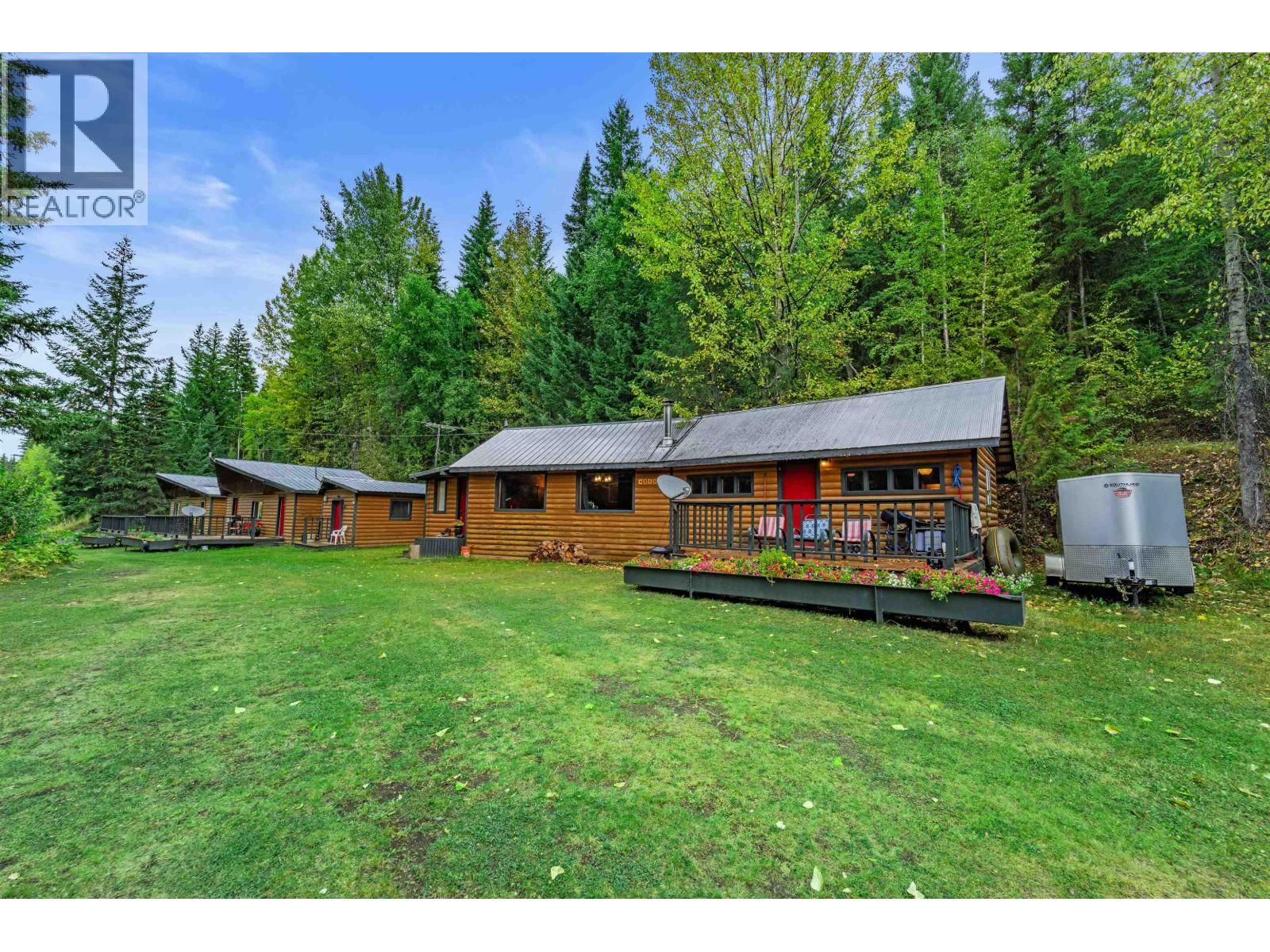 5921 CEDAR CREEK ROAD Image 40