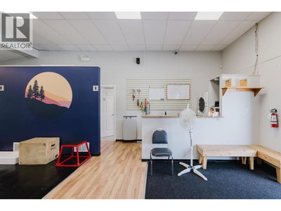 Image #1 of Commercial for Sale at Mermaid, Sechelt, British Columbia