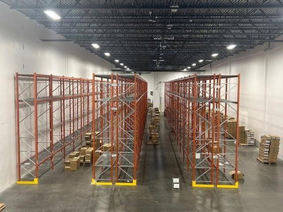 Image #1 of Commercial for Sale at 194, Surrey, British Columbia