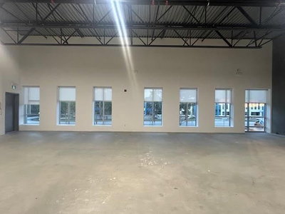 Image #1 of Commercial for Sale at 194, Surrey, British Columbia