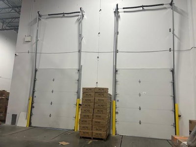 Image #1 of Commercial for Sale at 194, Surrey, British Columbia