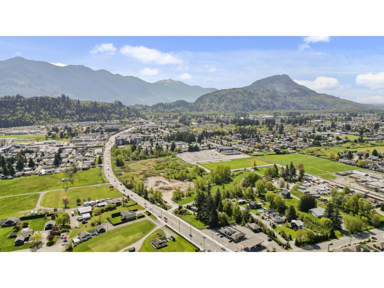 6347 VEDDER Road, Chilliwack, British Columbia V2R 1C7