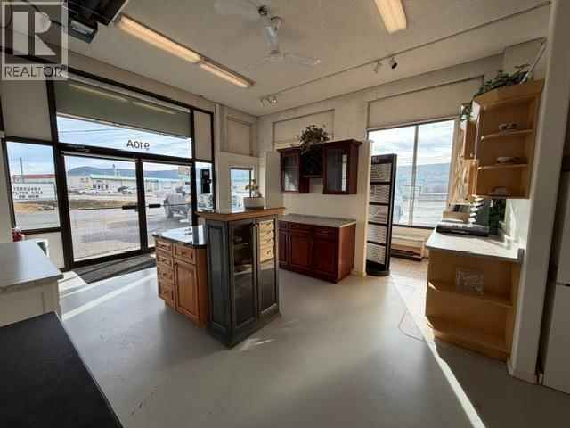 910A MACKENZIE AVENUE Image 5