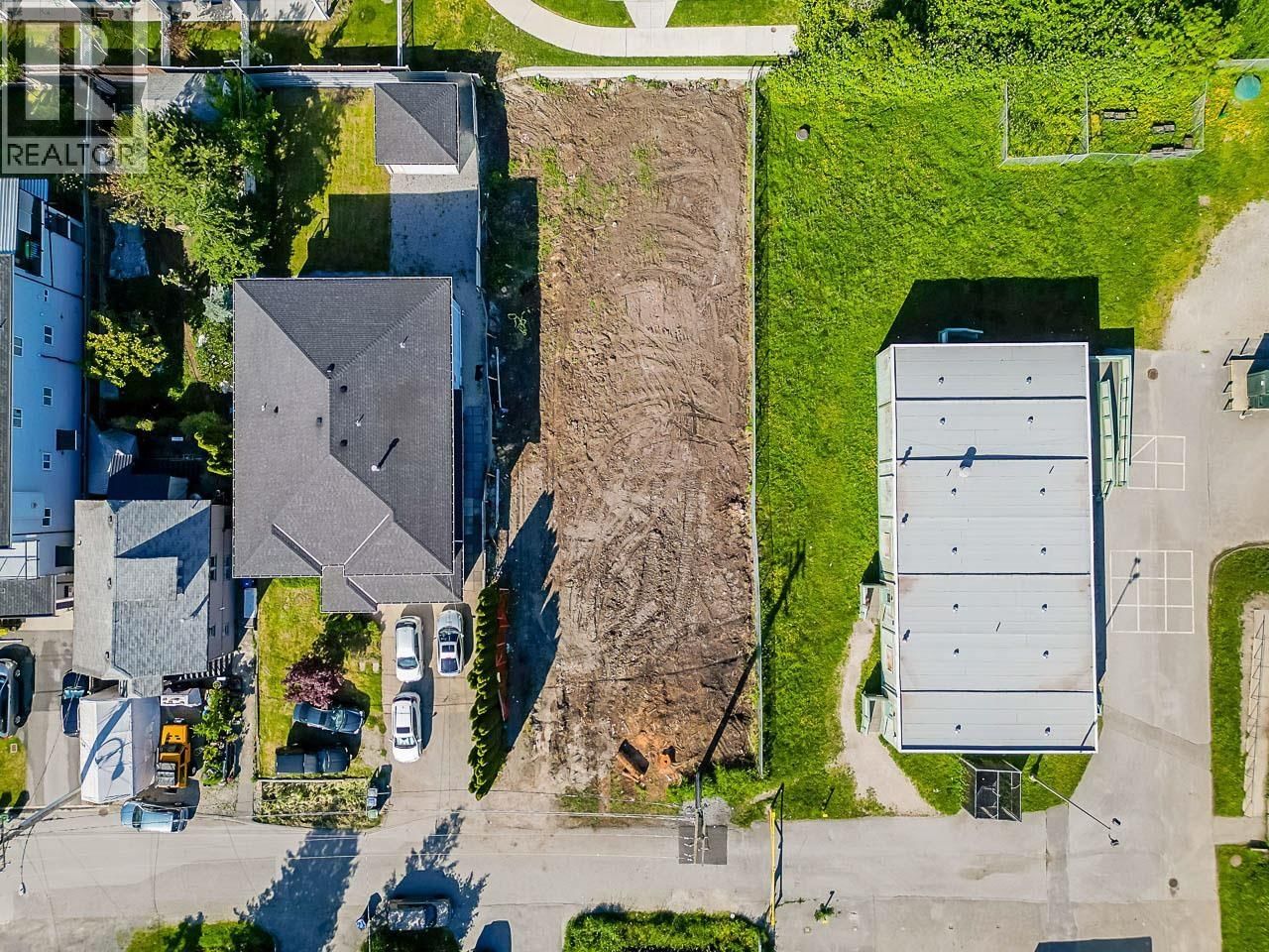 231 LAWRENCE Street, New Westminster, British Columbia V3M 5K9
