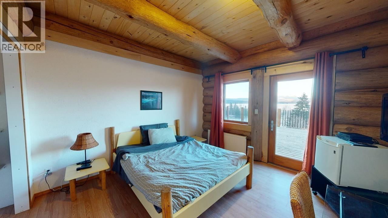 4696 TWELVE MILE ROAD Image 11