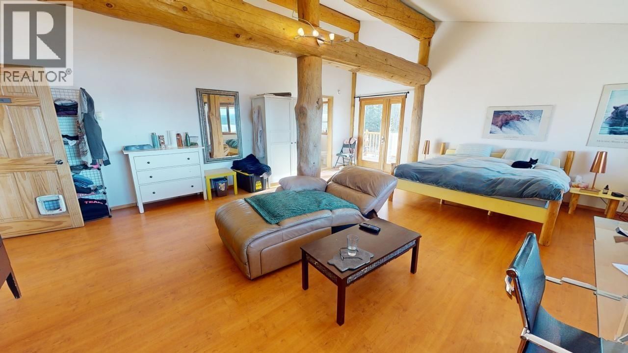 4696 TWELVE MILE ROAD Image 22