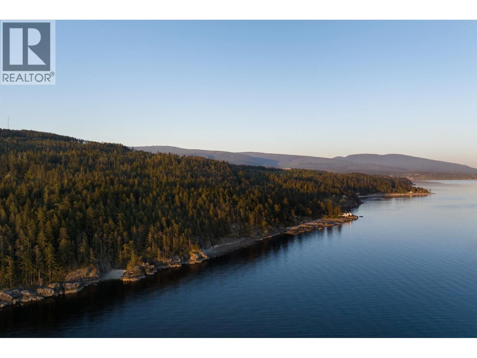 LOT C SUNSHINE COAST Highway, Sechelt, British Columbia V7Z 0N2