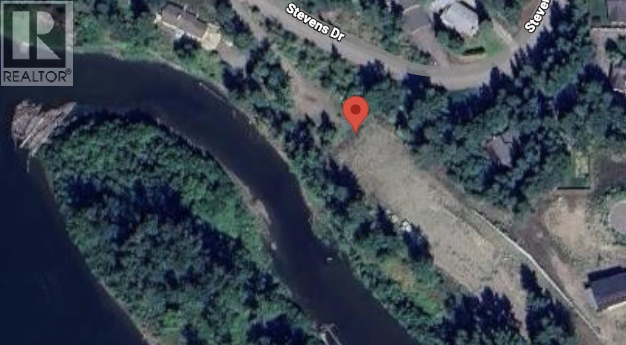 4196 STEVENS Drive, Prince George, British Columbia V2K 1E3