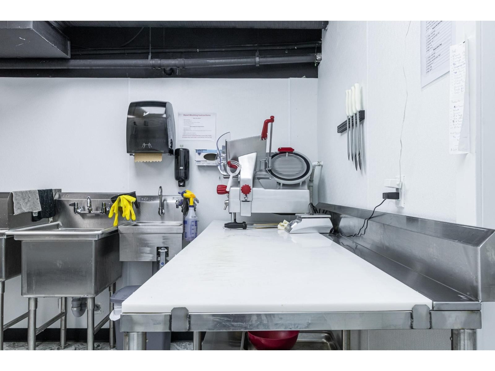 1234 CONFIDENTIAL STREET Image 12