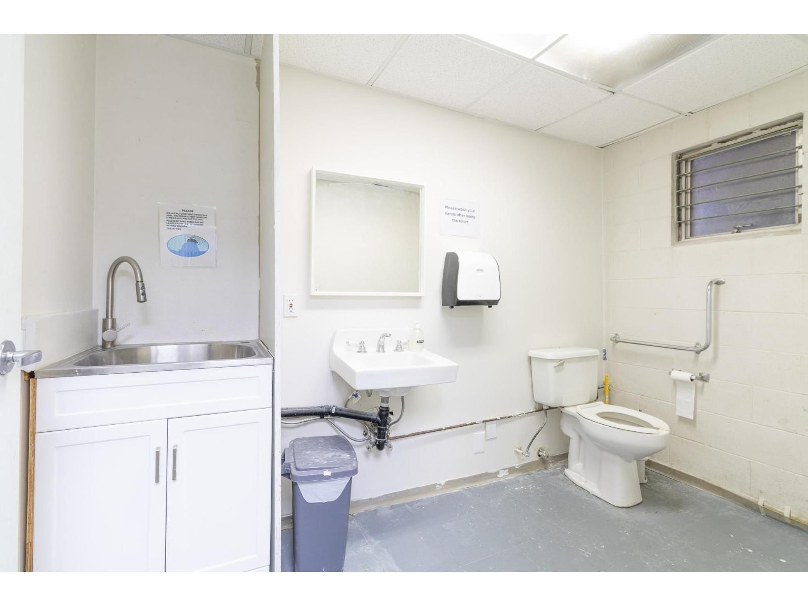 1234 CONFIDENTIAL STREET Image 23