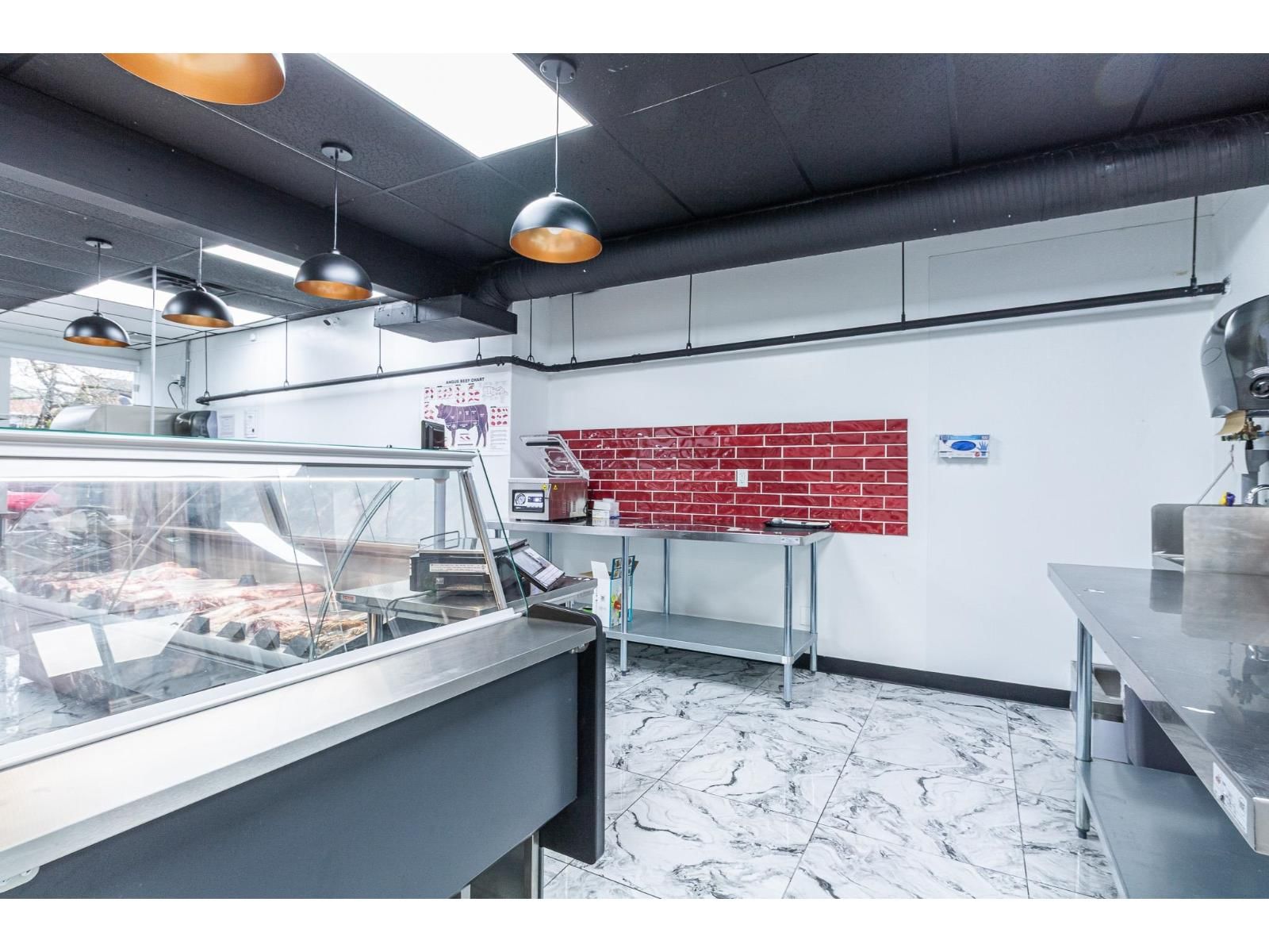 1234 CONFIDENTIAL STREET Image 9