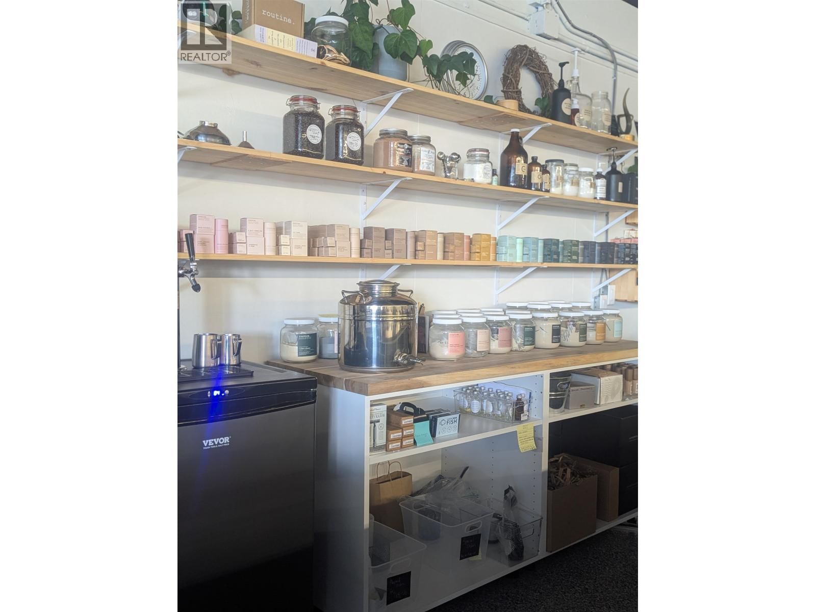 3110 15TH AVENUE Image 4