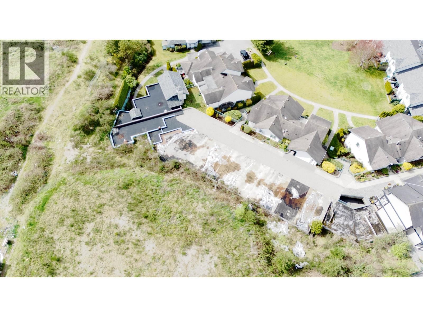5711 EBBTIDE Street, Sechelt, British Columbia V7Z 0J5