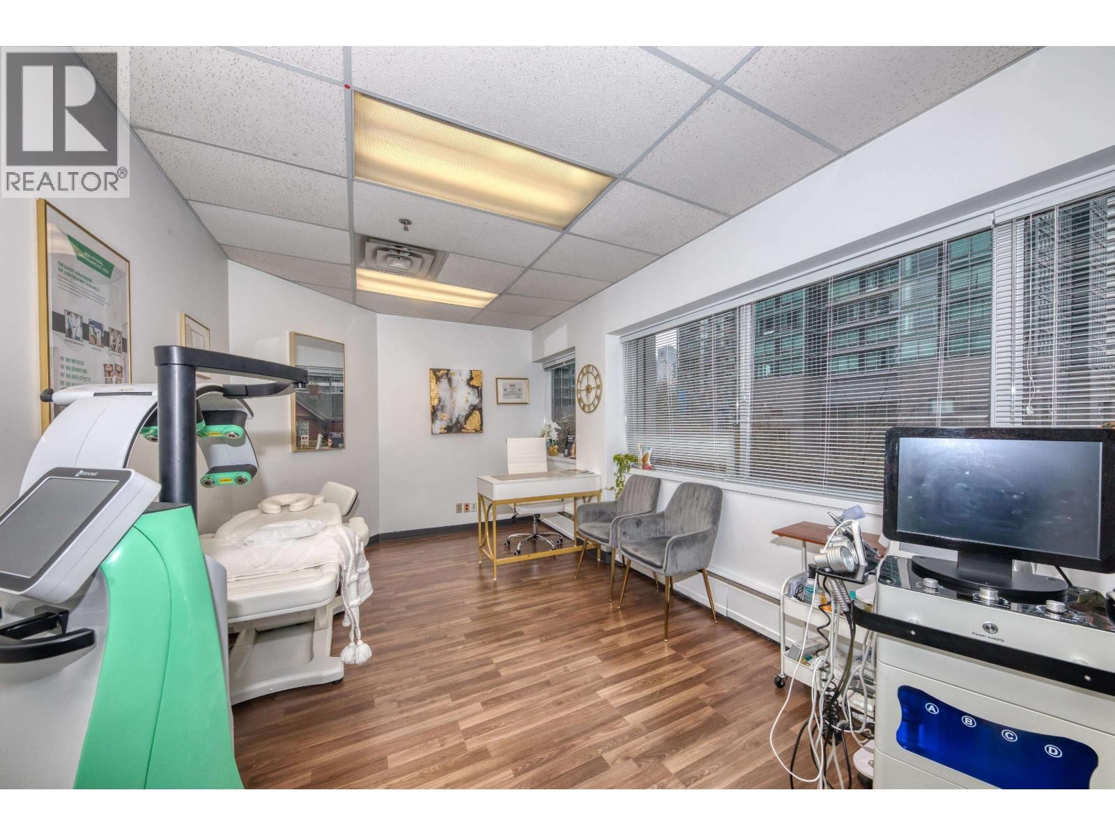 11316 CONFIDENTIAL Image 1