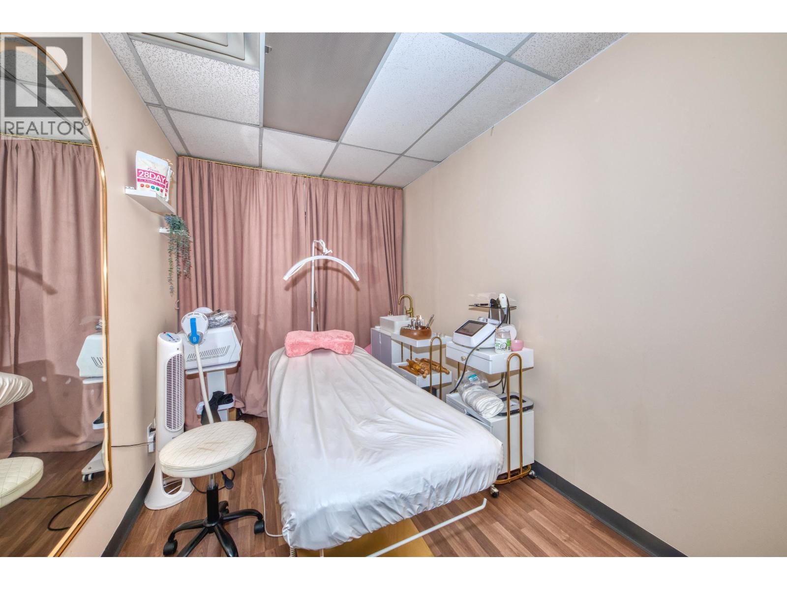 11316 CONFIDENTIAL Image 17