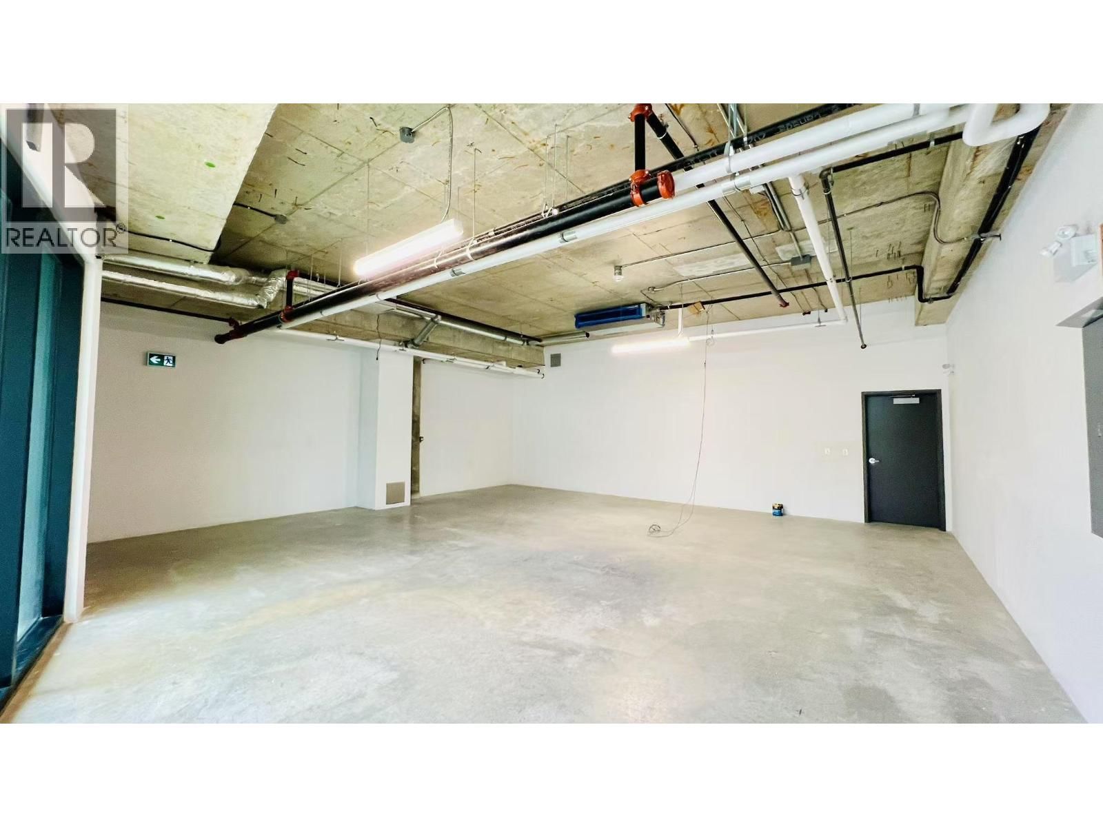 8210 ROSS Street photo 4